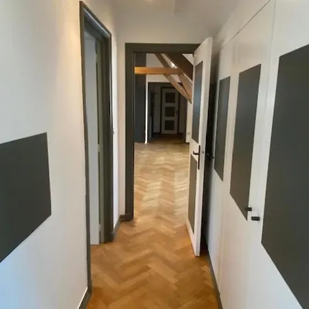 Apartment Ranjhana